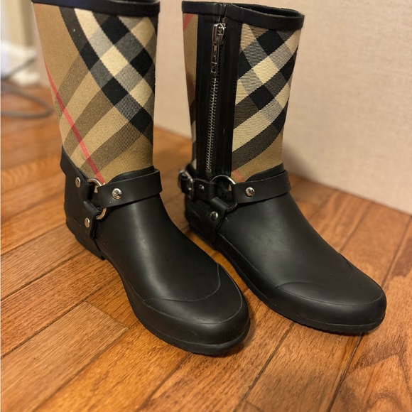 Burberry Black and Tan Plaid Rain Boots - Picture 1 of 5